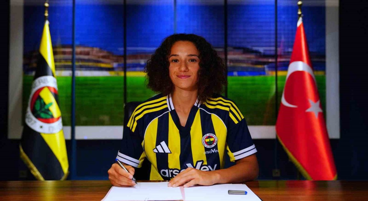 Fenerbahçe, Peritan Bozdağı kadrosuna kattı