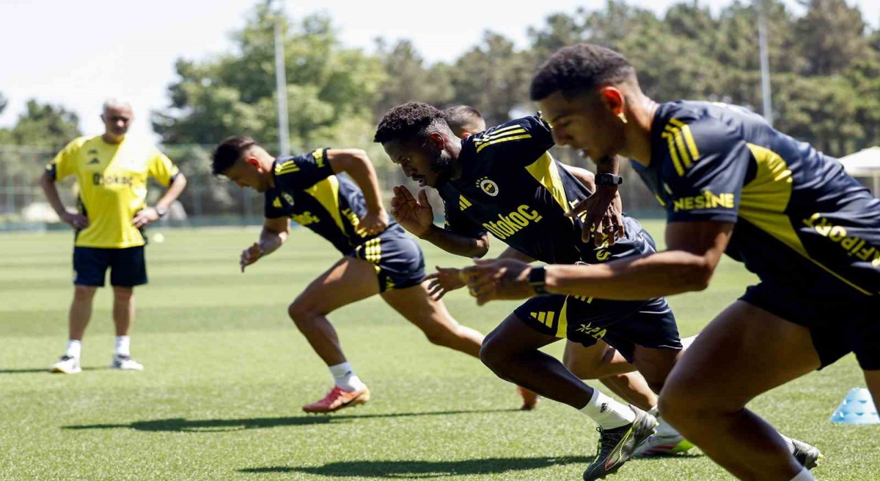 Fenerbahçede futbolcular laktat ve kuvvet testlerinden geçti
