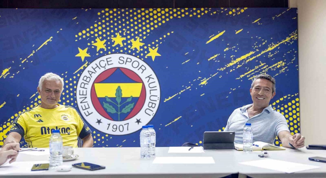 Fenerbahçede transfer zirvesi