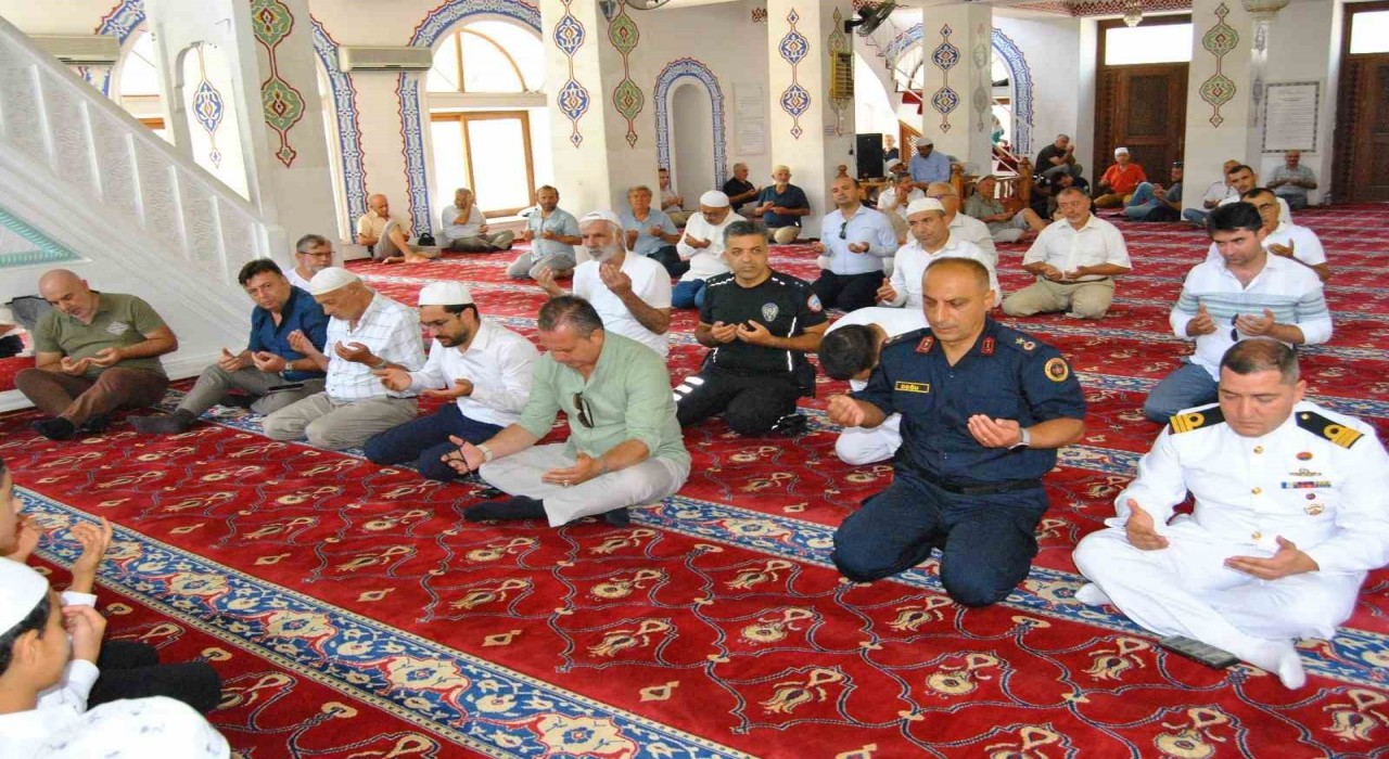 Fethiyede 15 Temmuz Şehitleri İçin mevlid programı düzenlendi