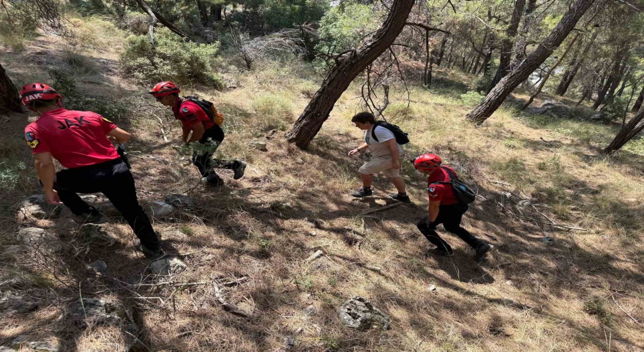 Fethiyede ormanlık alanda kaybolan Rus turist bulundu