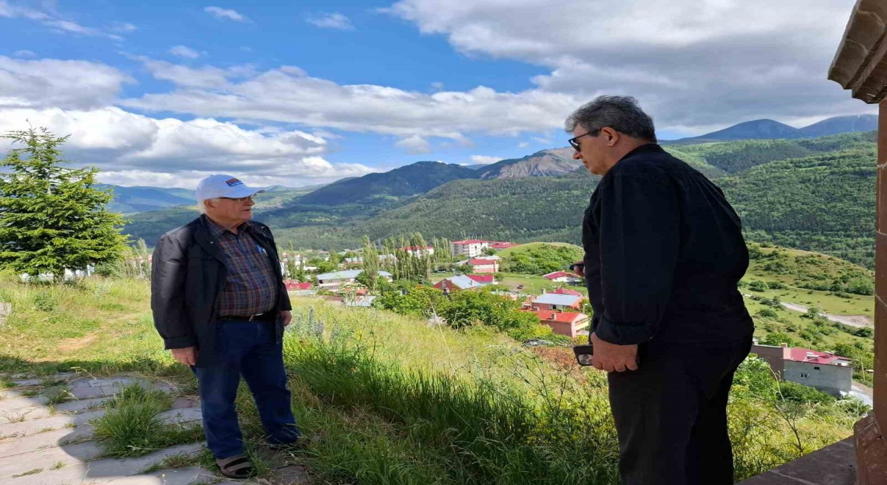 Feyzioğlunun Karsta araştırma ve derlemelerine devam ediyor