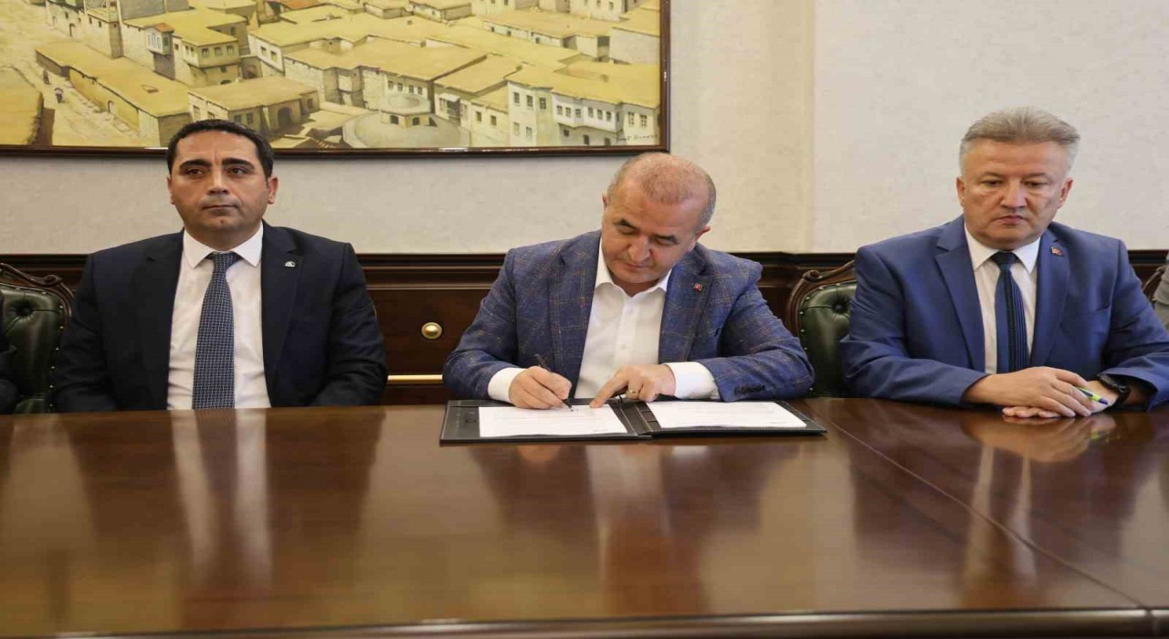 FKAdan Elazığda 3 projeye destek