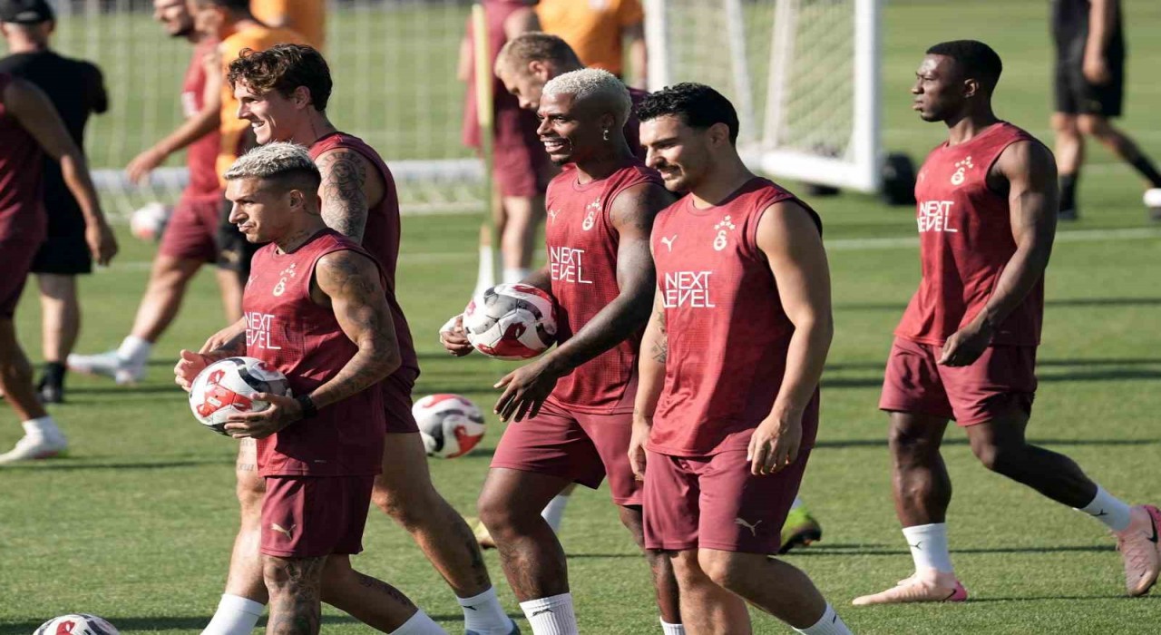 Galatasaray yeni sezon hazırlıklarını sürdürdü