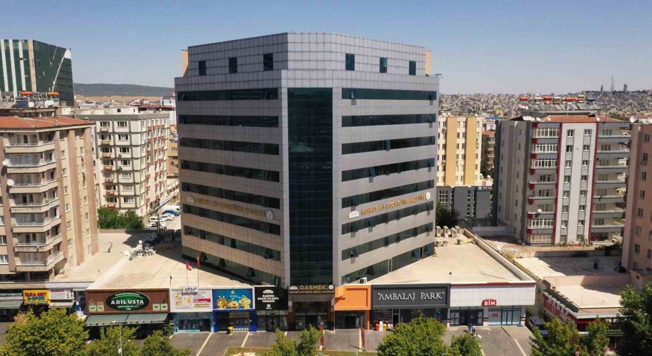 GASMEK geleneği bozmadı