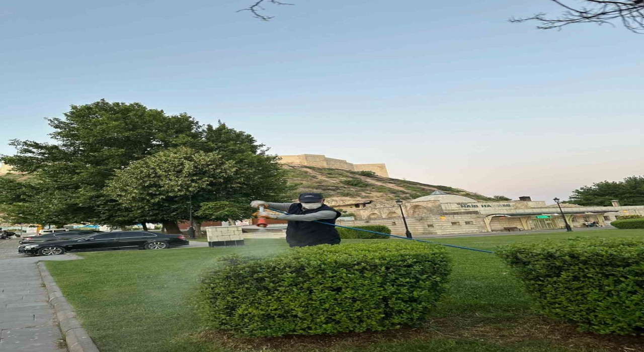 Gaziantep Büyükşehirden kene ve diğer zararlılara karşı tedbir amaçlı ilaçlama
