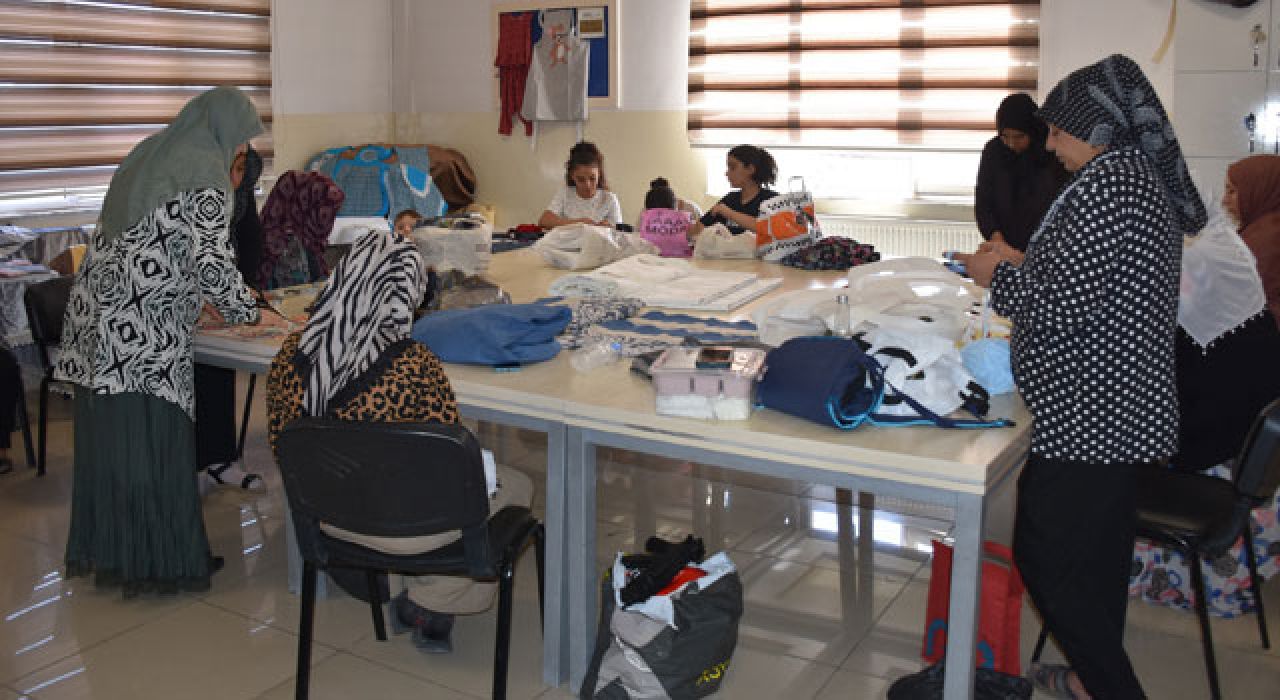 Gaziantep’te Dikiş-Nakış Kursları Kadınların Hayatını Değiştiriyor
