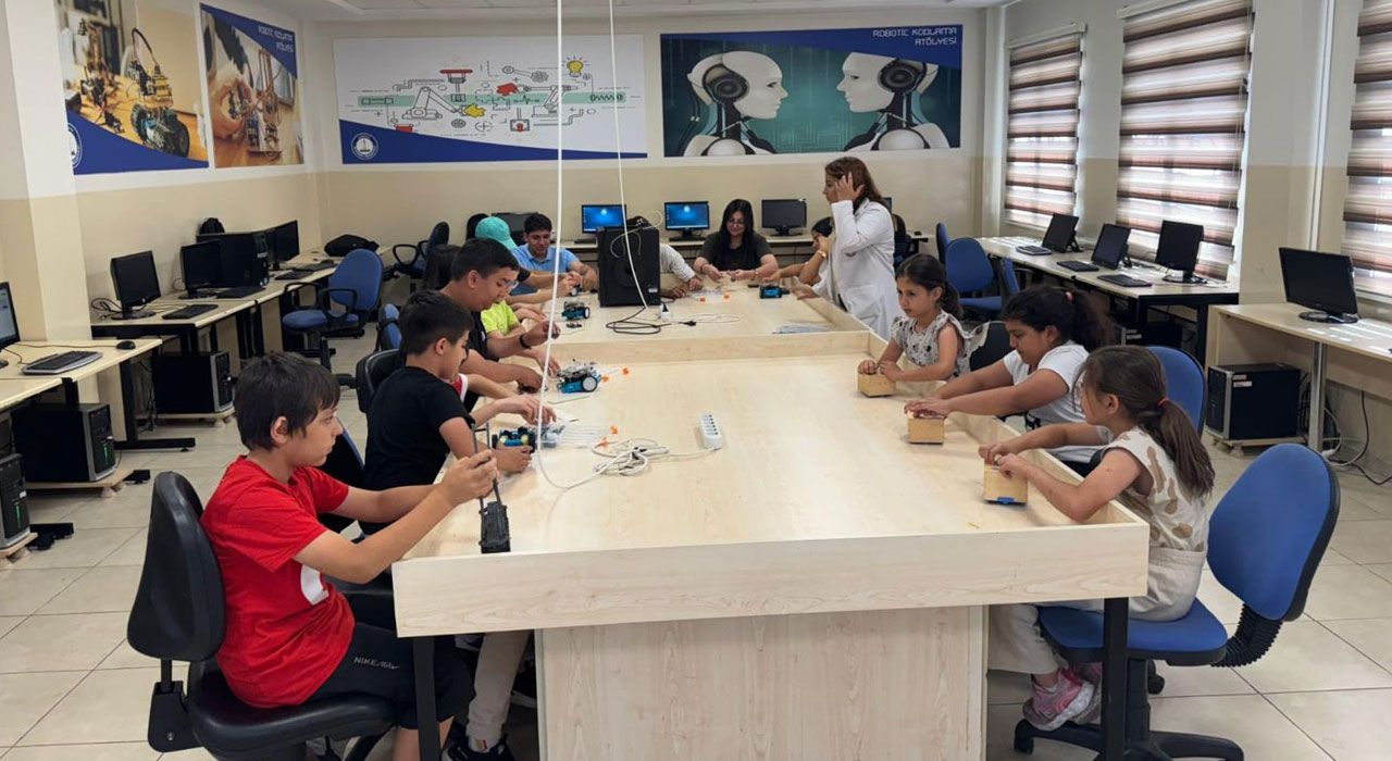 Gaziantep'te Miniklere Robotik Kodlama Eğitimi
