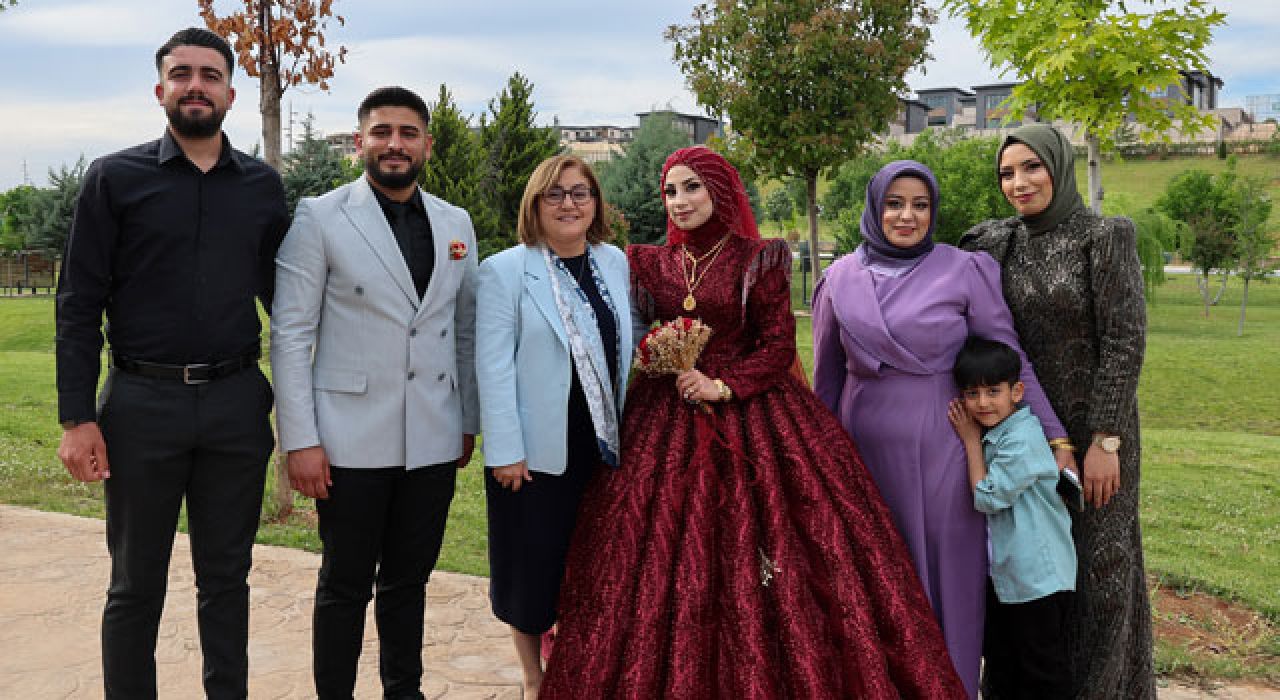 Gaziantep’te Yeni Evlilere Ücretsiz Fotoğraf Çekimi Desteği