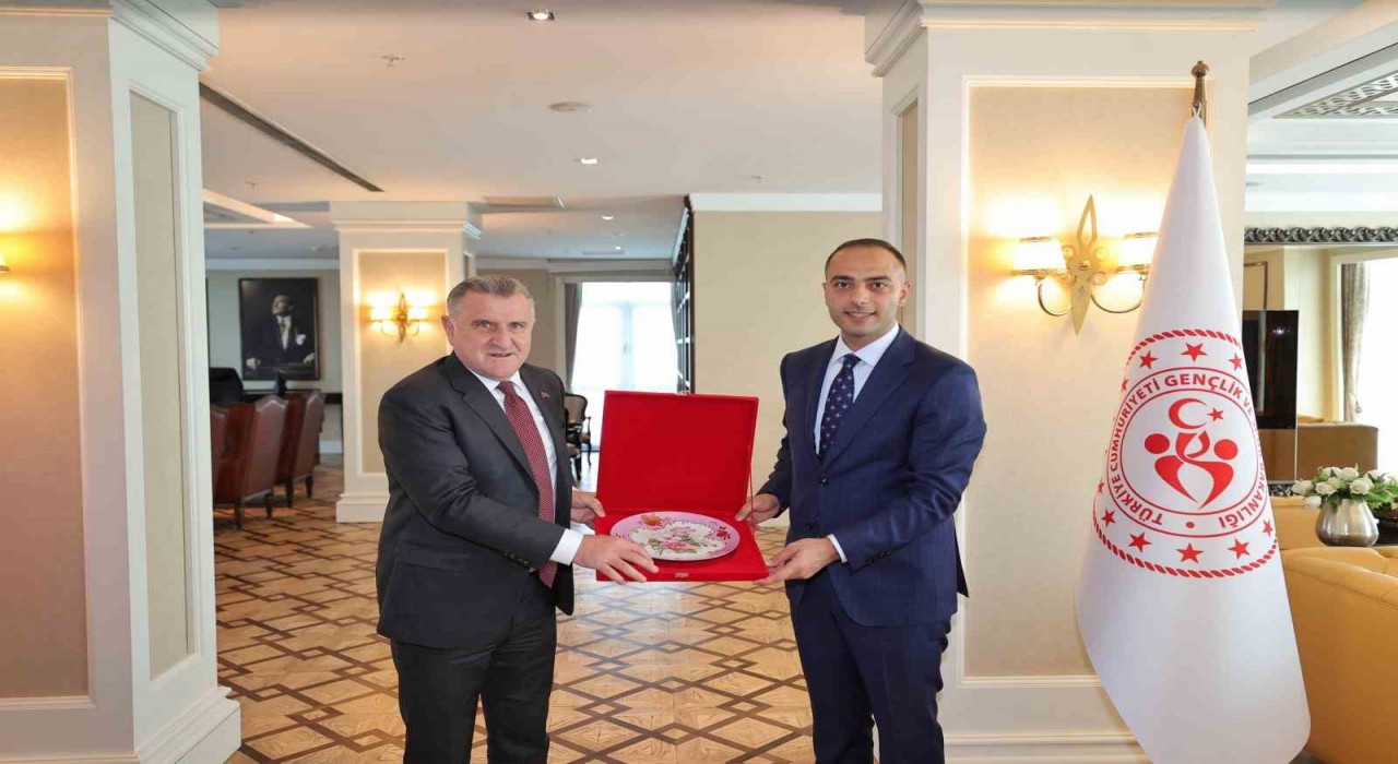 Gaziosmanpaşaya 500 milyon TLlik spor yatırımı