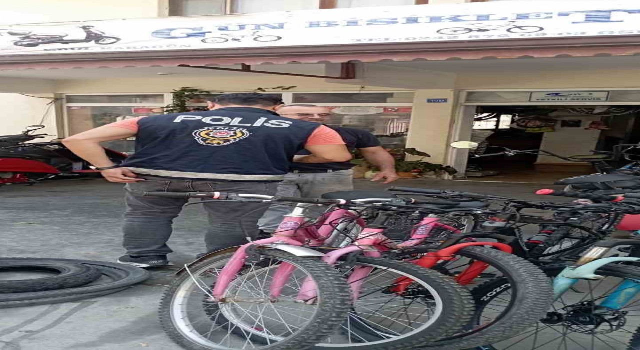 Gazipaşada motosiklet tamir ve yedek parça satışı yapan iş yerleri denetlendi