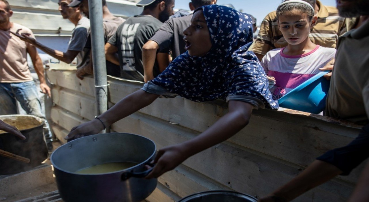 Gazzede 86 kişi açlıktan hayatını kaybetti