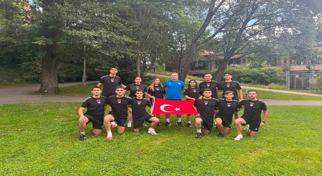 Genç hakemler, Gothia Cup 2025te Türkiyeyi temsil ediyor