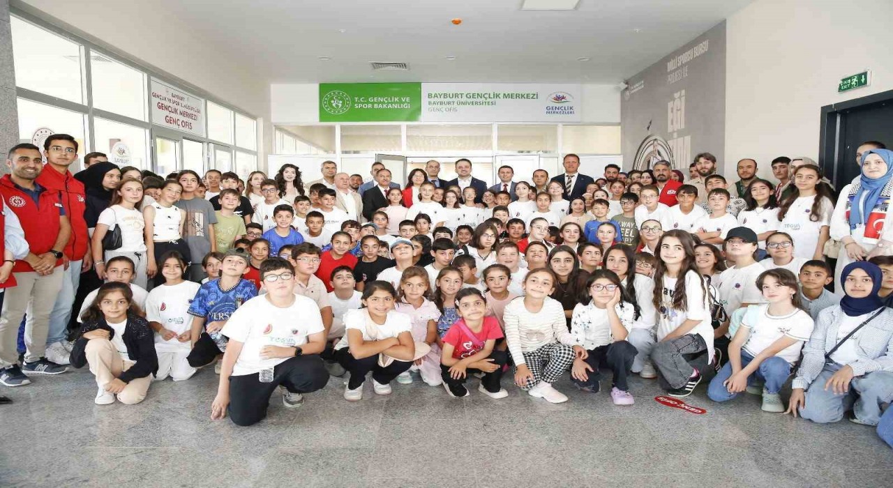 Gençlik ve Spor Bakan Yardımcısı Eminoğlu Bayburtta