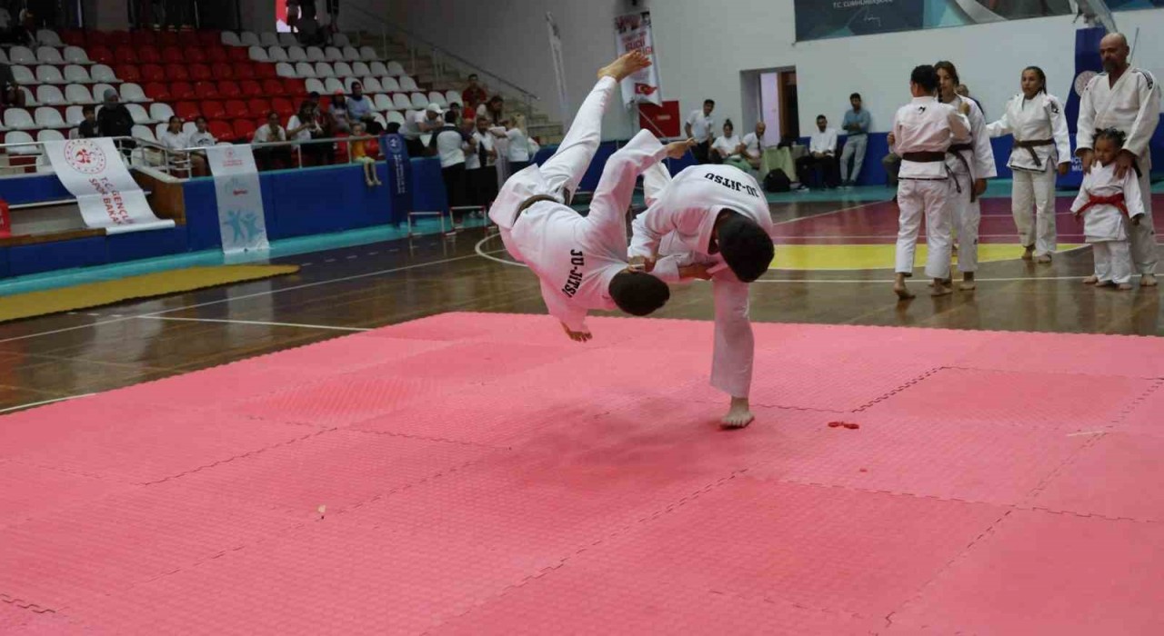 GSB Spor Okulları ve Engelsiz Spor Okullarının açılışı gerçekleştirildi