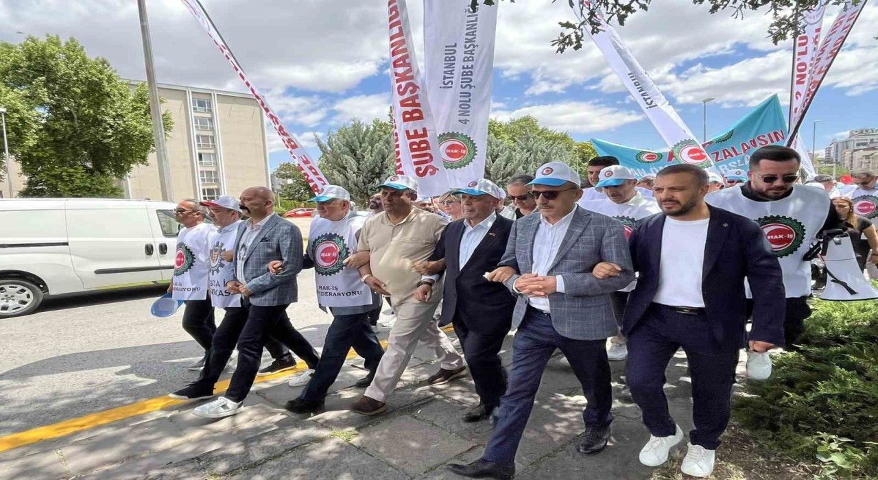 HAK-İŞten yürüyüş ve basın açıklaması