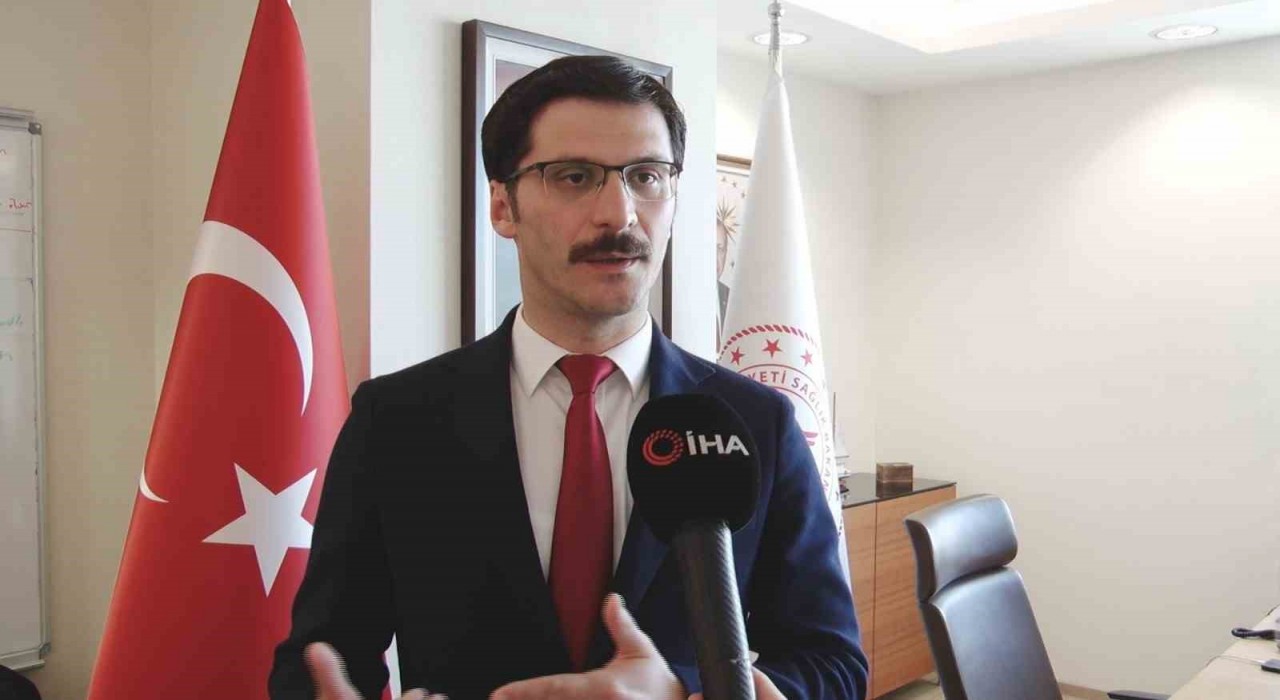 Halk Sağlığı Genel Müdürü Demirkol: 11.00 - 16.00 arası zorunlu olmadıkça dışarı çıkmayın
