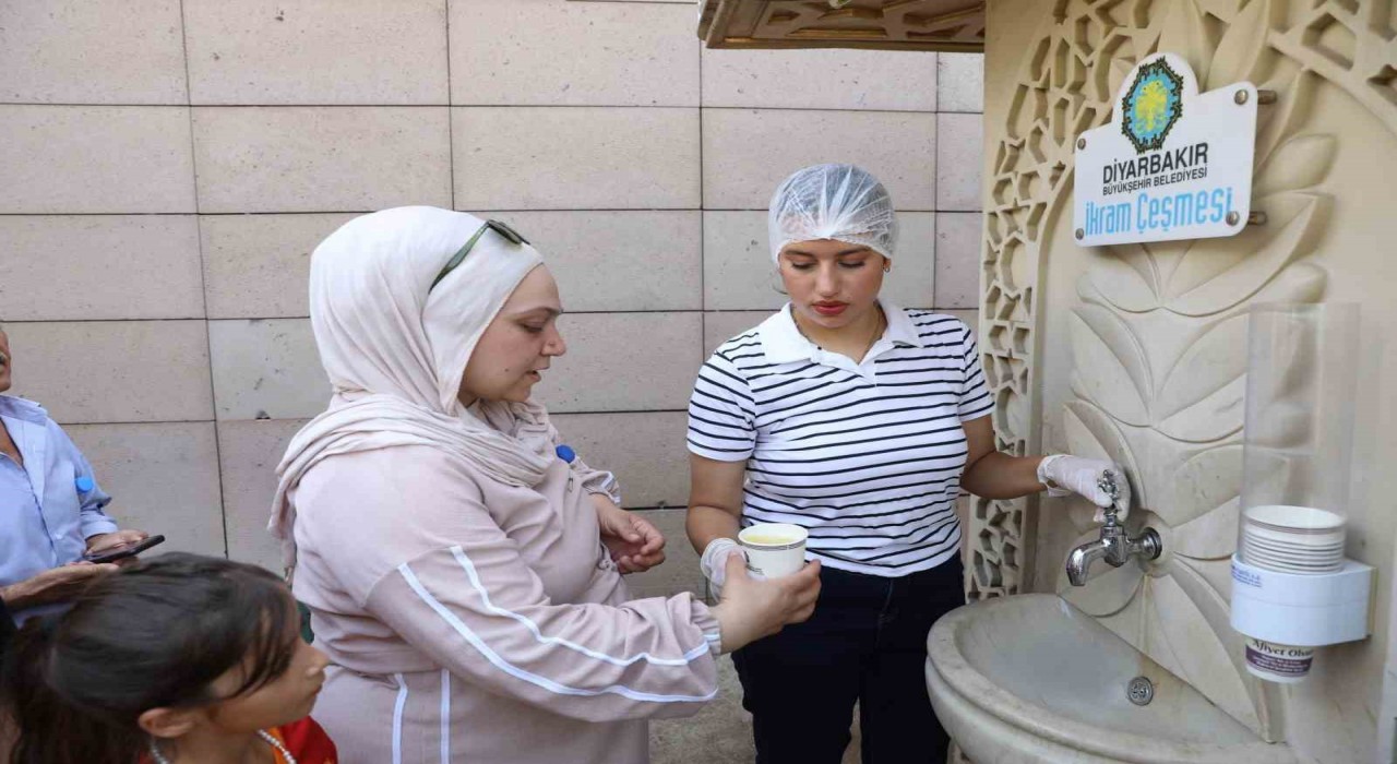 Hastalara limonata ikramı