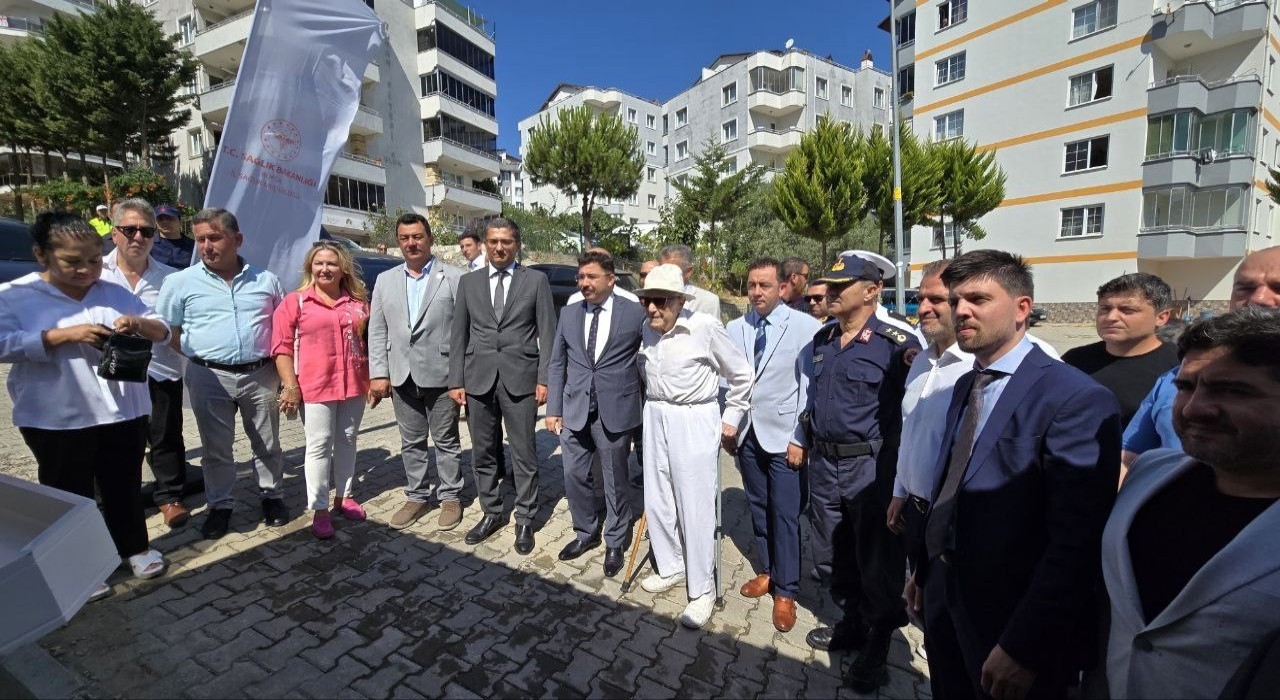 Hayırsever Demirözün yaptığı Acil Sağlık Hizmetleri İstasyonu hizmete girdi