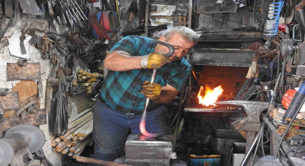 Hem sıcakla hem teknolojiyle mücadele ediyor