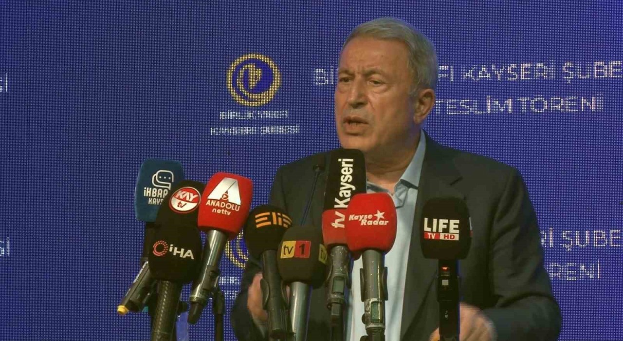Hulusi Akar: Biz terörü, teröristi unutmadık fakat bunu bitirmemiz lazım diyoruz