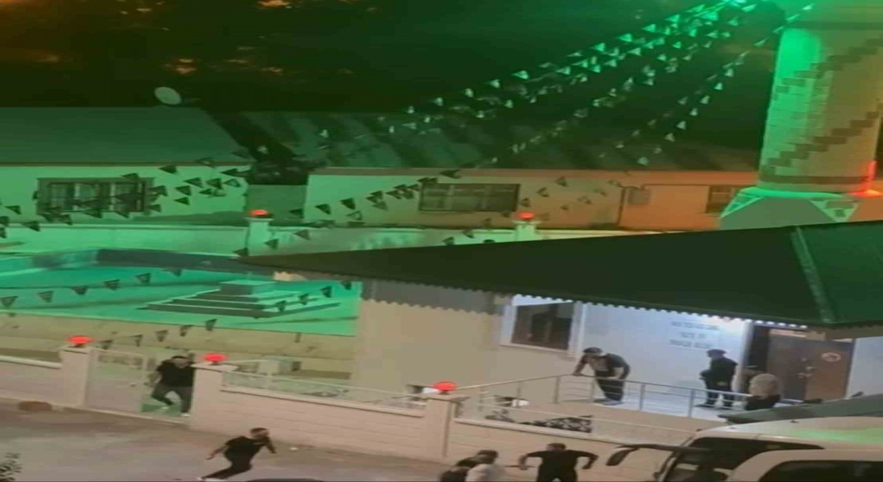 Iğdırda Sürmeli Camisine bıçaklı saldırı girişimi