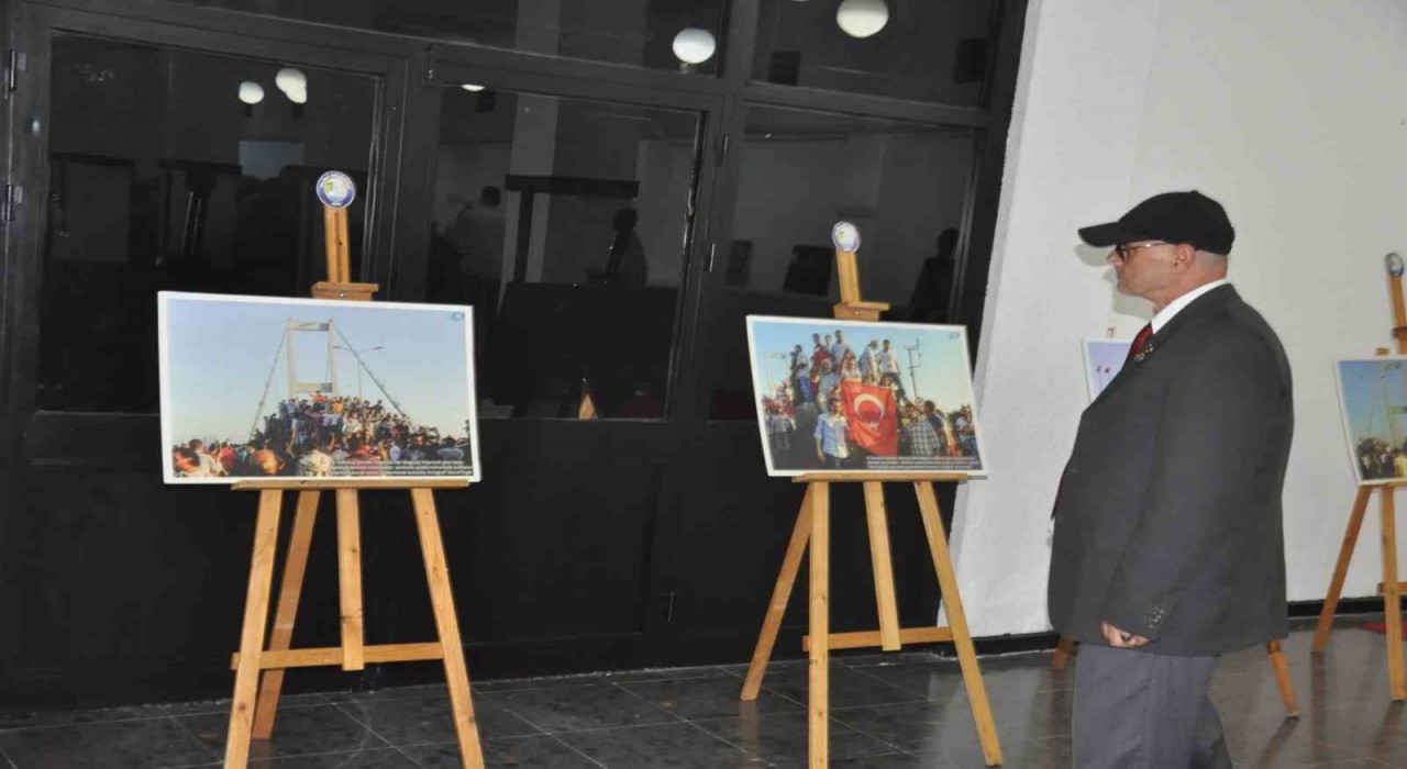 İHAnın fotoğrafları, Manisada 15 Temmuzu unutturmuyor