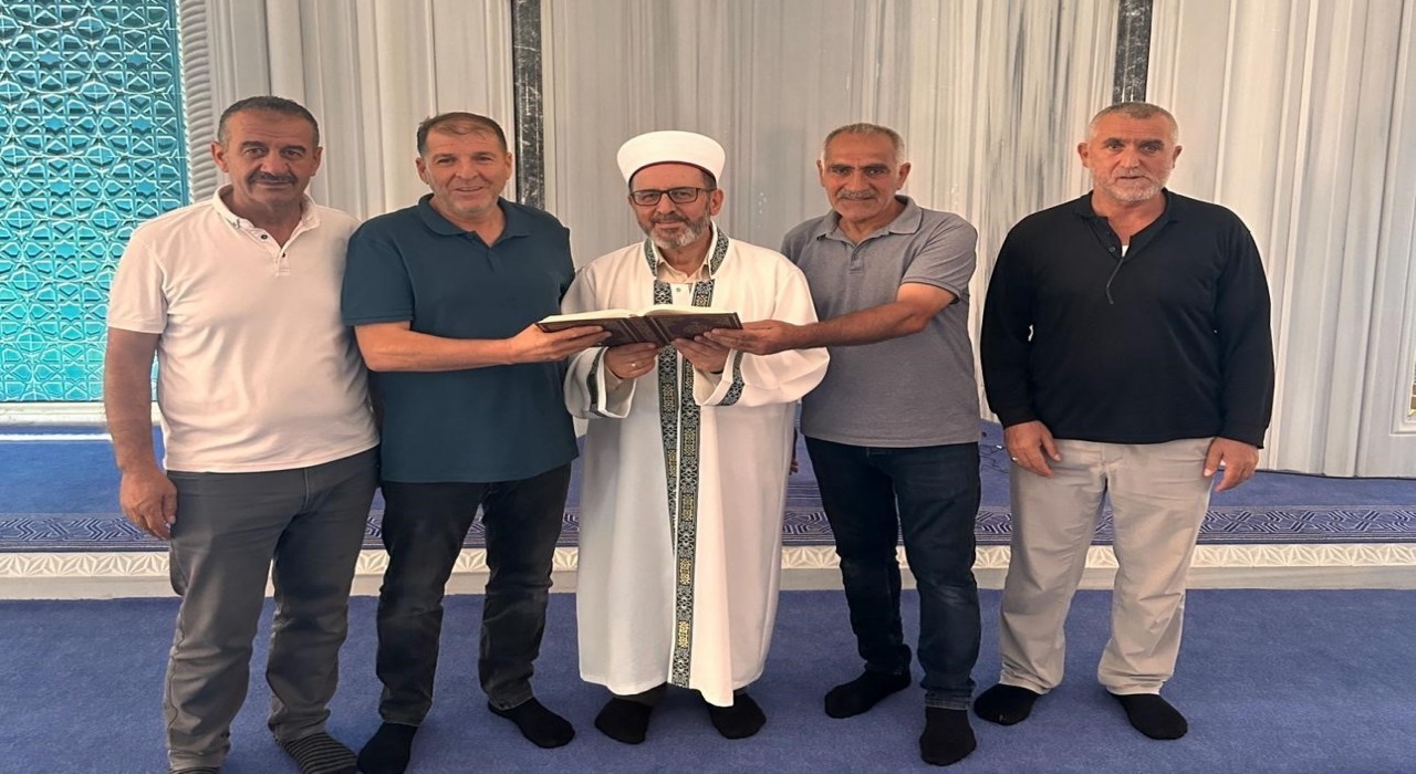 İmami Şafii Camiinde başlatılan Kuran Kursu ilk mezunlarını verdi