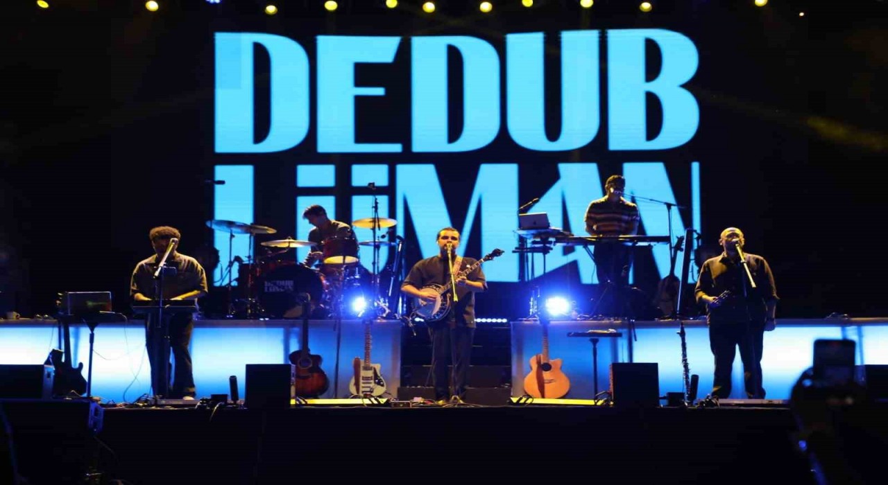 İnegölde festival heyecanı Dedublüman konseriyle zirveye ulaştı