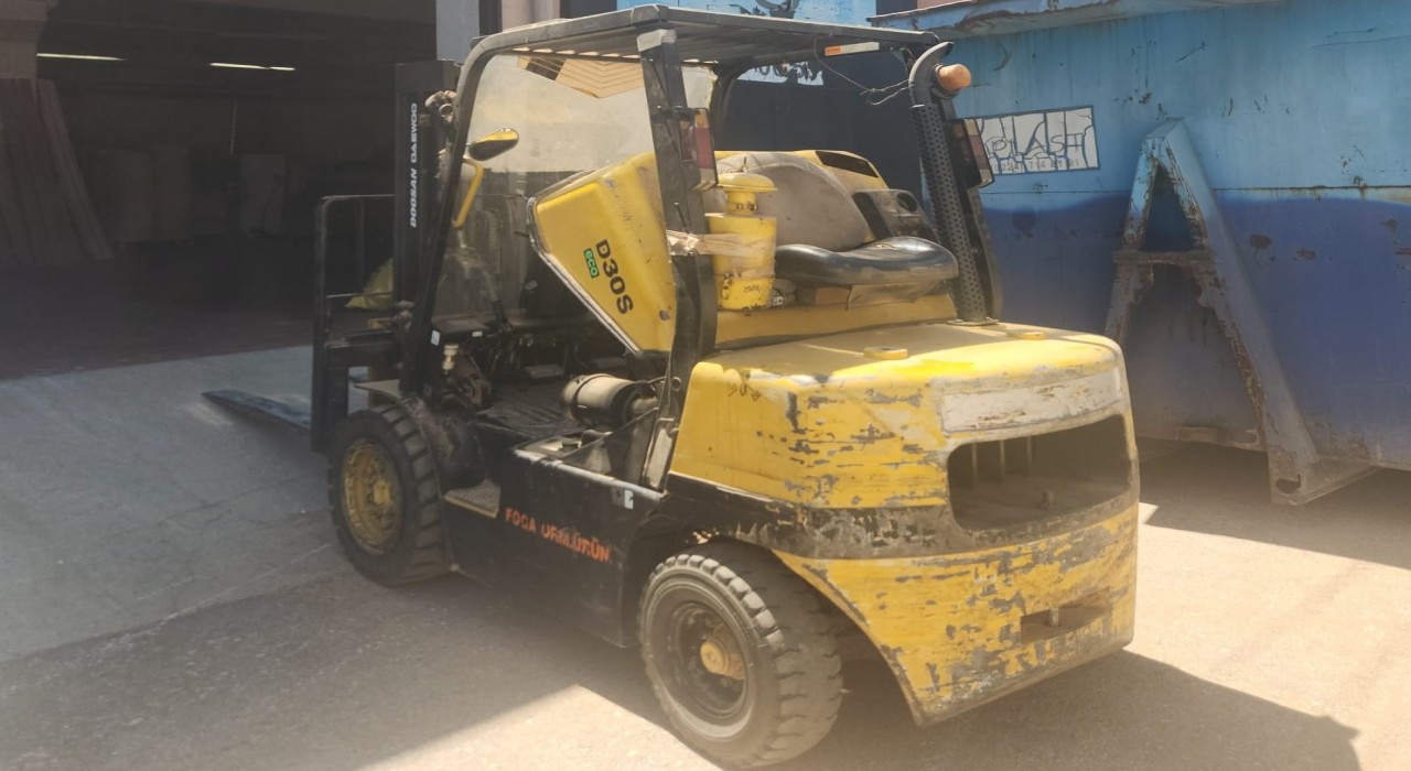 İnegölde forkliftle çarpışan motosikletli ağır yaralandı