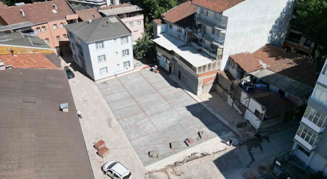 İnegölde kamulaştırılan alanlar otoparka dönüşüyor