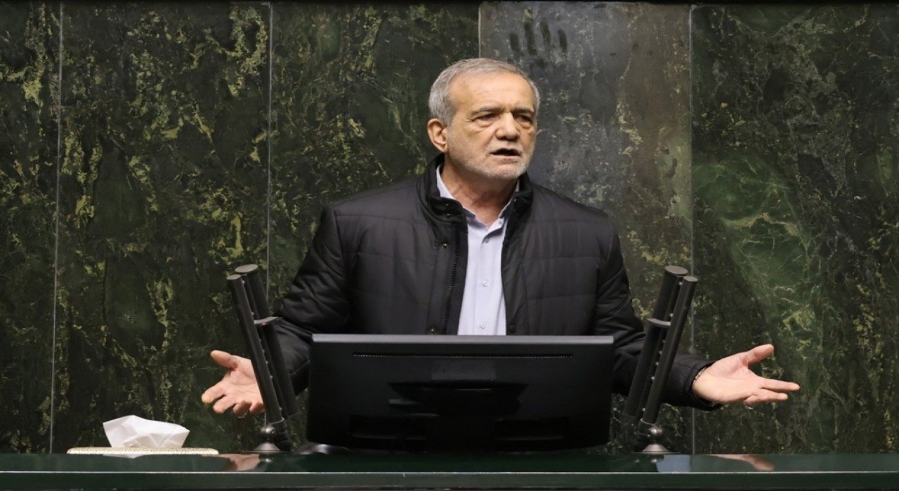 İran medyasından Pezeşkiyanın İsrail saldırısında yaralandığı iddiası