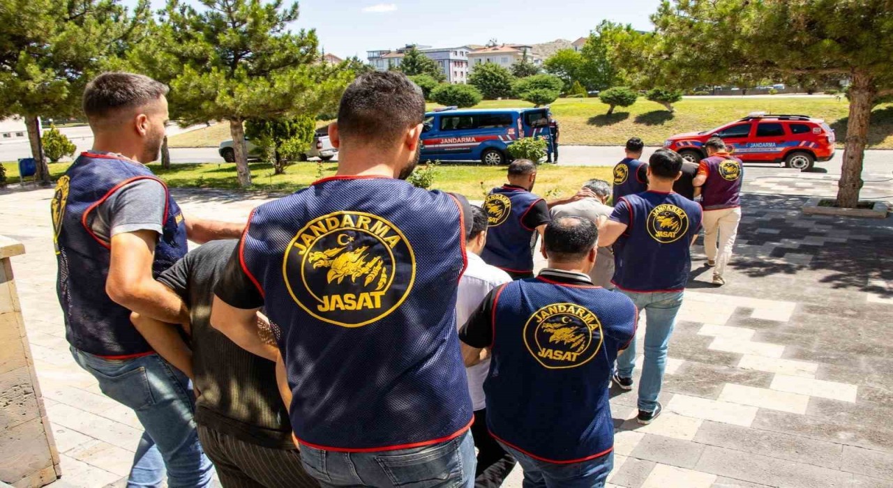 İstanbulda öldürüp, Nevşehire gömmüşler