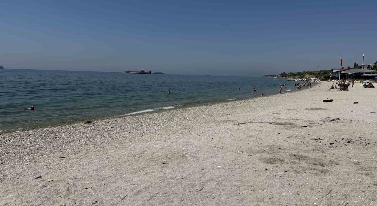 İstanbulda plaj var, tuvalet ve soyunma kabini yok