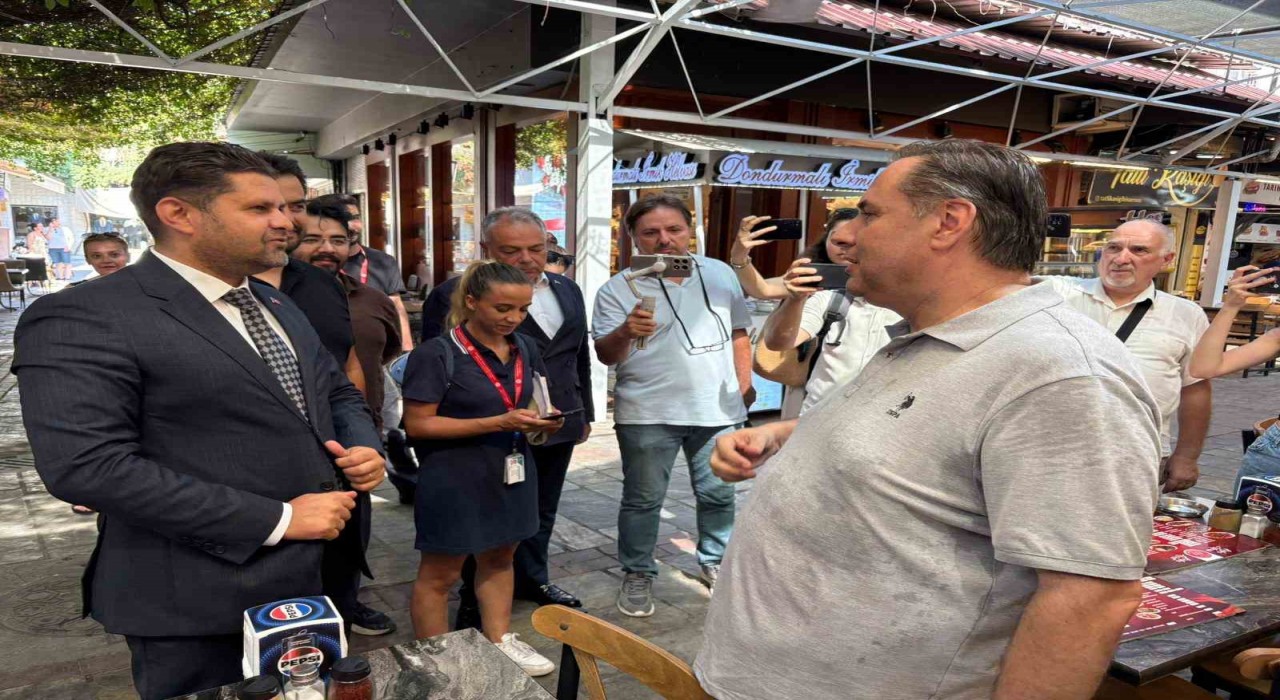 İzmirde sigara denetiminde 136 işletme ile 159 kişiye idari para cezası uygulandı