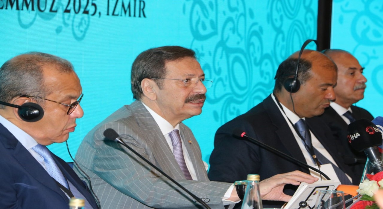 İzmirde Türk-Arap iş birliği zirvesi