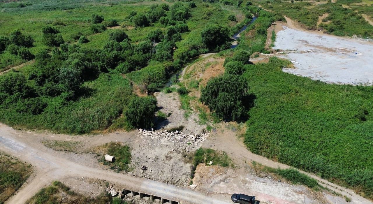 İznikte kuraklık alarmı...Çakırca deresi kurudu, göl çekilmeye başladı