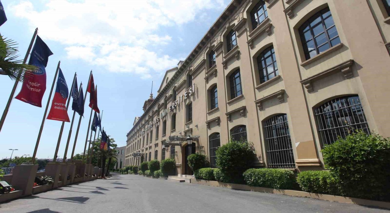 Kadir Has Üniversitesine YÖKAKtan tam akreditasyon