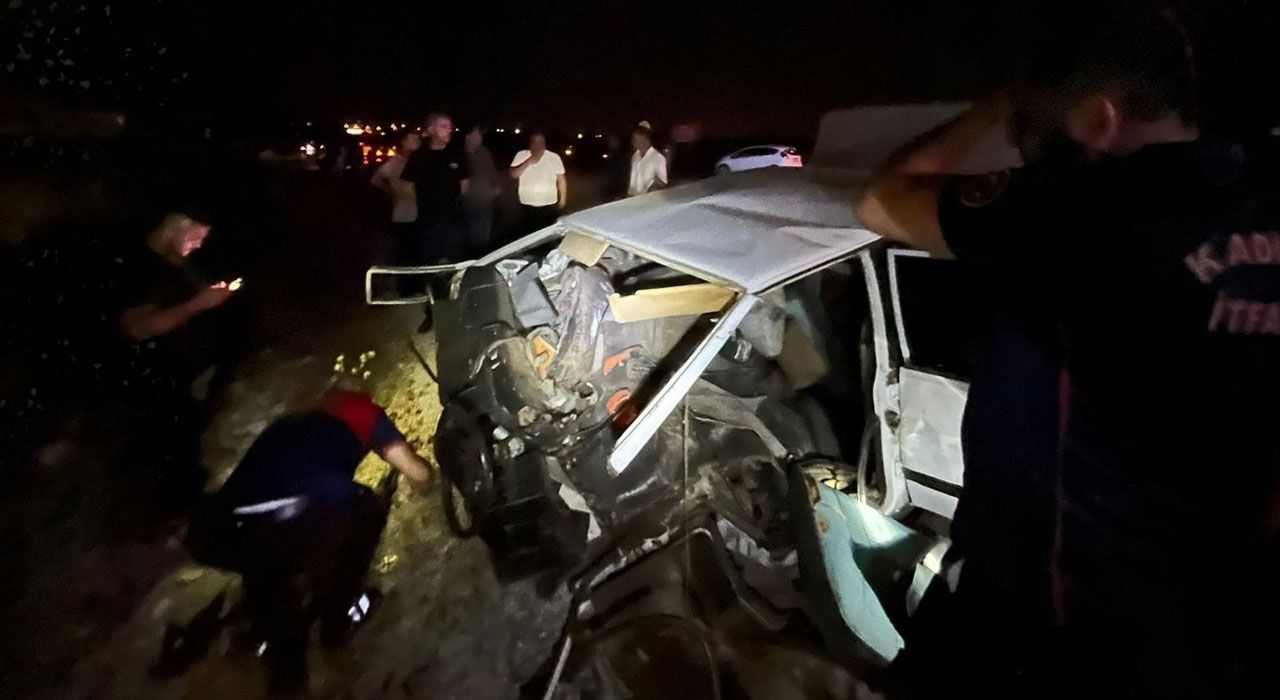 Kadirli’de Trafik Kazası: İki Otomobil Çarpıştı, 3 Kişi Yaralandı