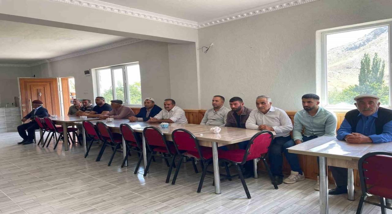 Kağızmanda aralarında husumet bulunan 2 aile barıştı