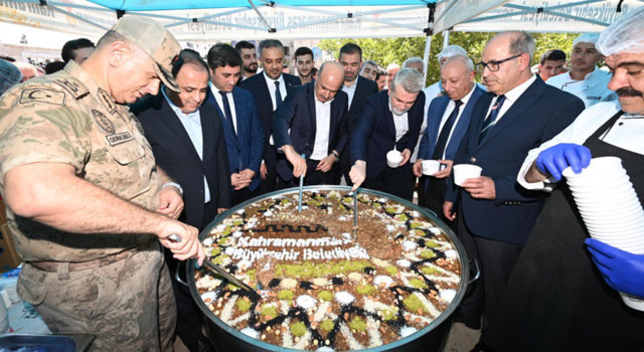 Kahramanmaraş’ta Aşure İkramı Yoğun Katılımla Gerçekleşti