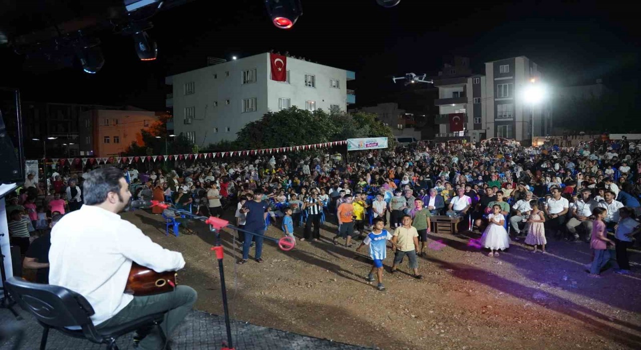 Kahta Belediyesinden Cumhuriyet Mahallesinde coşkulu yaz şenliği