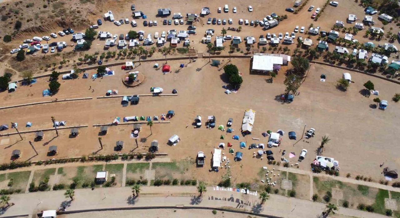 Kamp kuruldu, deniz biyoçeşitliliği dalışlarla izlendi