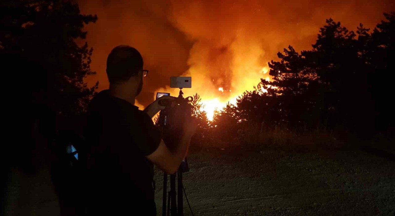 Karabükte orman yangınına 6 saattir 116 araçla müdahale ediliyor