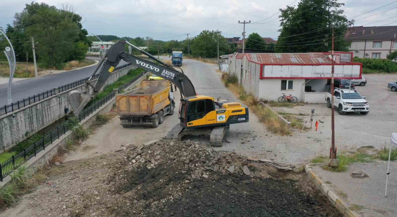 Karacasu Deresinde ikinci etap çalışmaları başladı
