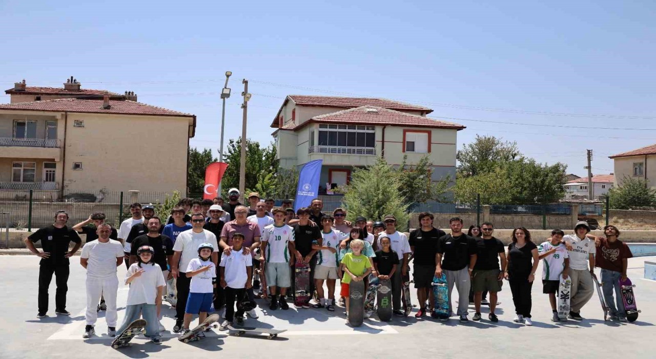 Karamanda düzenlenen Anadolu Yıldızlar Kaykay Türkiye Birinciliği sona erdi