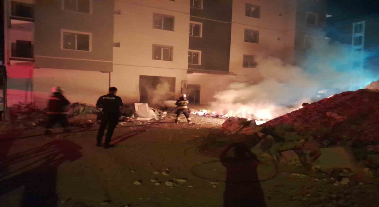 Karapınarda palet yangını korkuttu