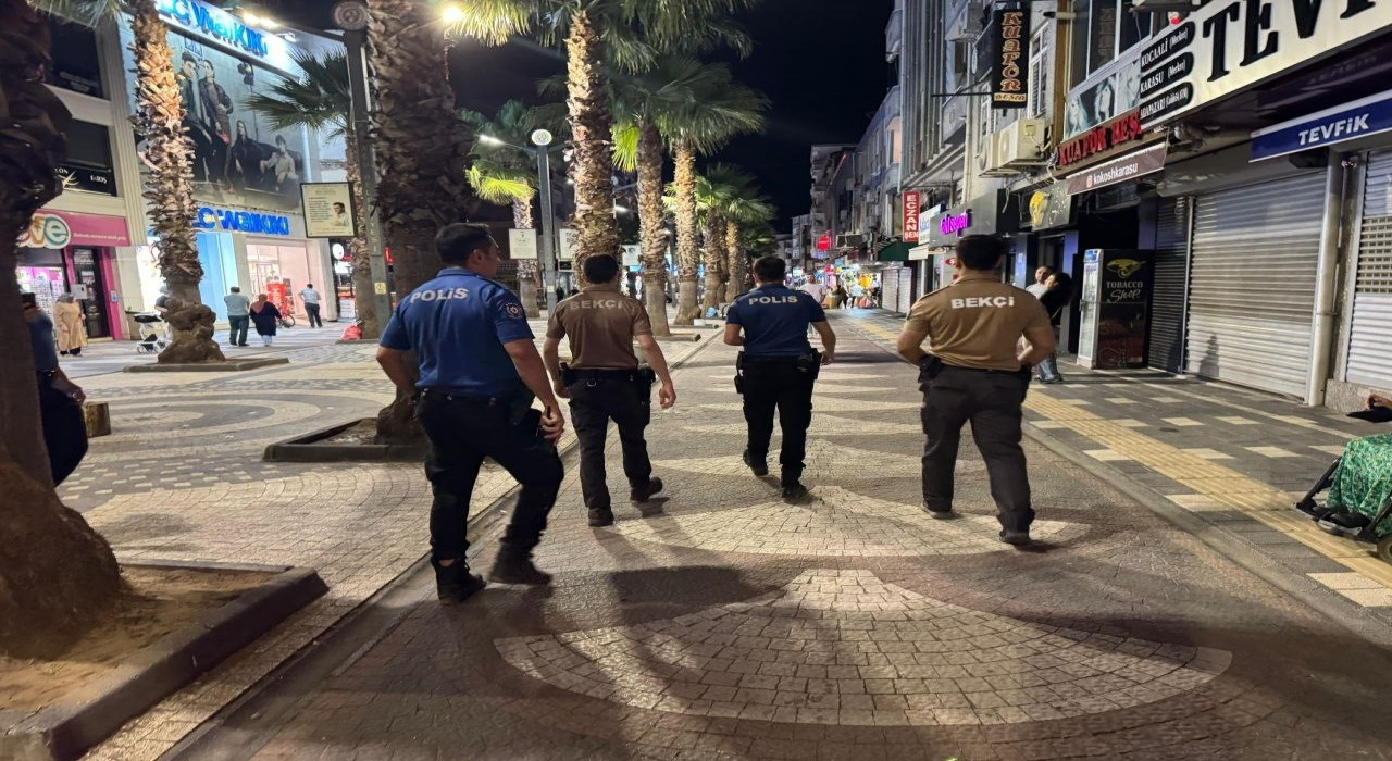 Karasuda ‘Huzur Uygulamasında uyuşturucu ele geçirildi: 2 gözaltı