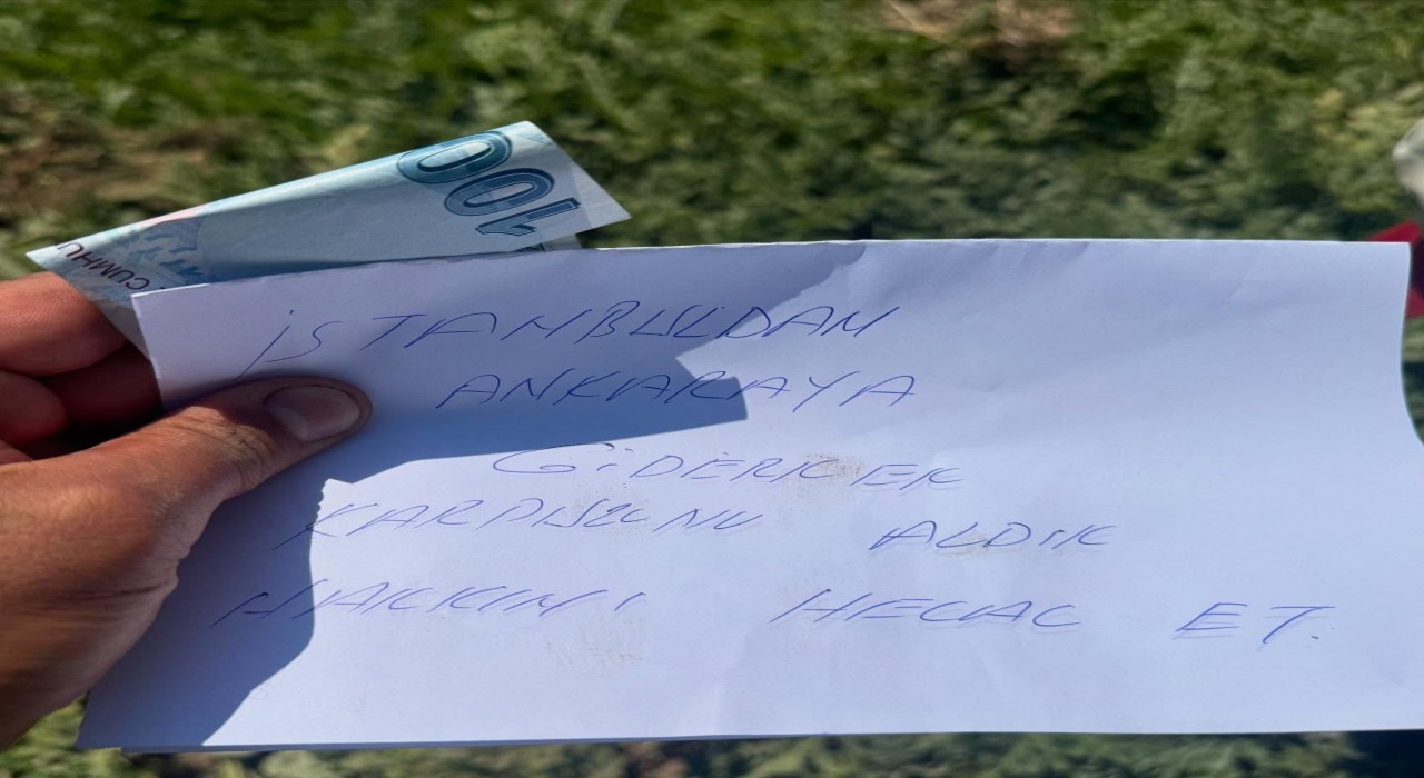 Karpuz üreticisi tarlasında gördüğü not karşısında duygulandı