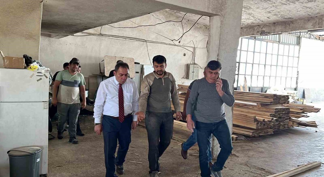 Kars Belediye Başkanı Prof. Dr. Sengerden sanayi esnafına ziyaret